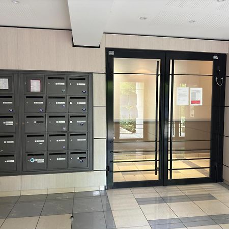 Appartement Magnolia 40M2, Parking Et Wifi Gratuit Монтеврен Екстериор снимка